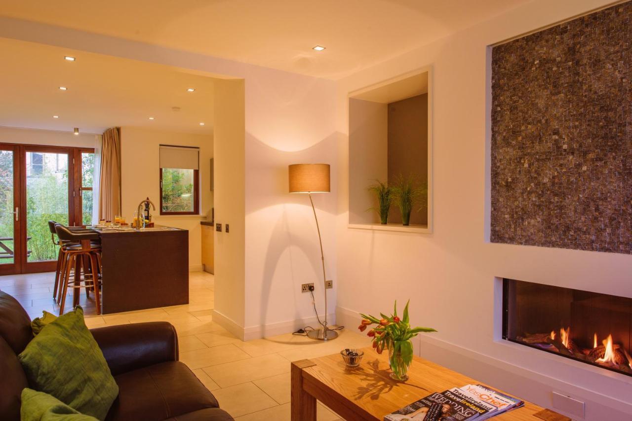 Waterford Castle Hotel Lodges ภายนอก รูปภาพ